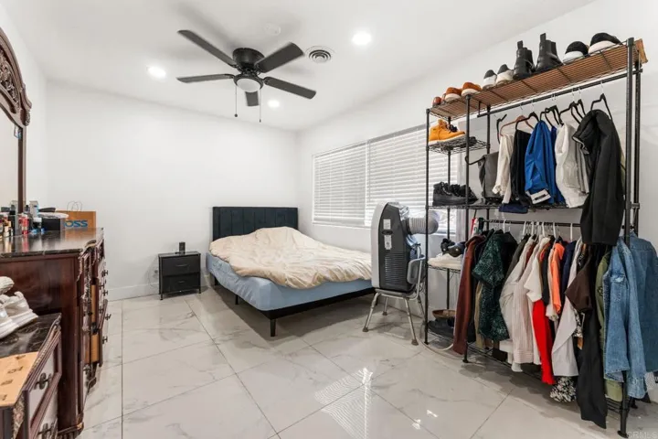 160 Cedar Street, El Cajon, California 92021