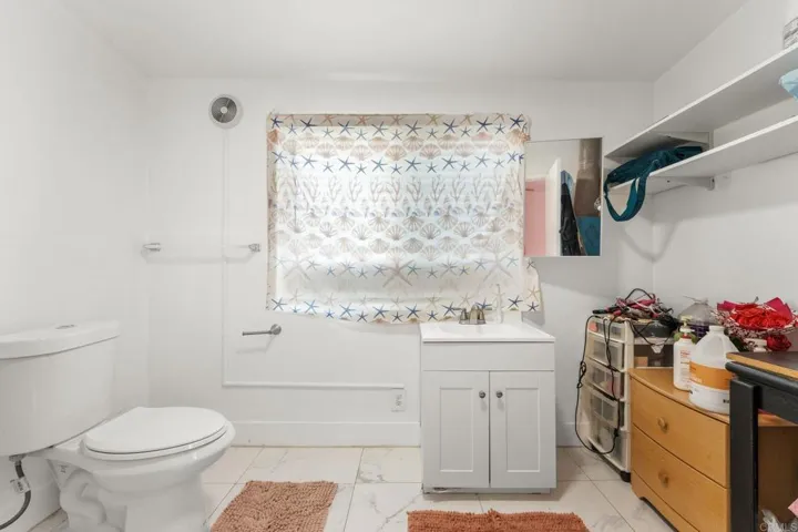 160 Cedar Street, El Cajon, California 92021