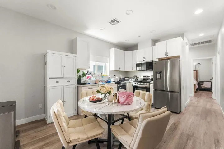 160 Cedar Street, El Cajon, California 92021
