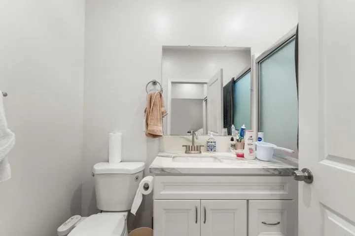 160 Cedar Street, El Cajon, California 92021