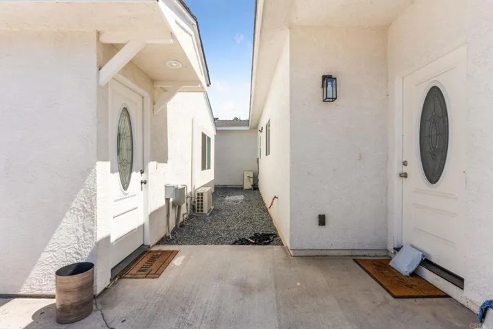 160 Cedar Street, El Cajon, California 92021