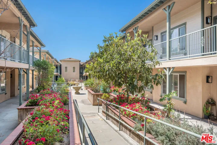 1128 W Duarte Road A, Arcadia, California 91007