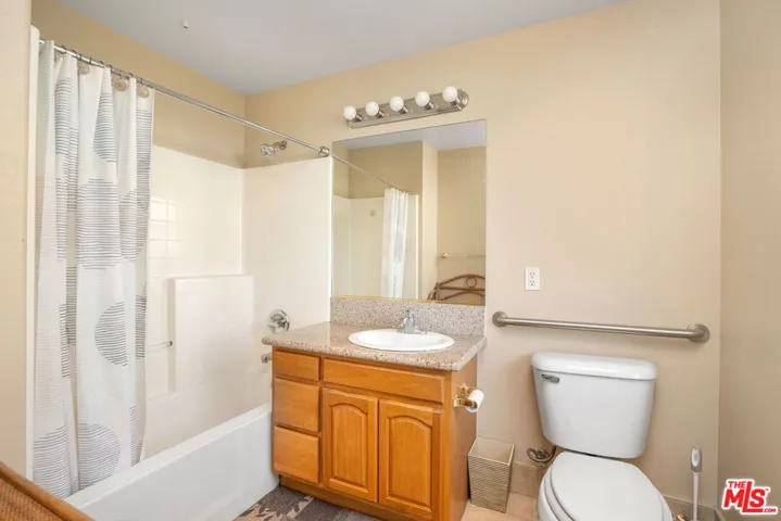 1128 W Duarte Road A, Arcadia, California 91007