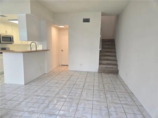 14520 Plummer 5, Panorama City, California 91402