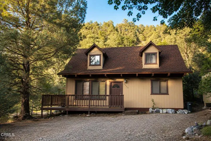 2320 Glacier Dr_03