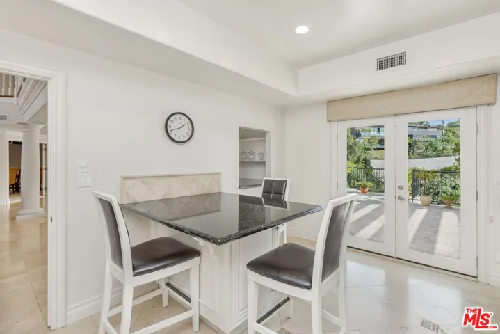 1922 Bel Air Road, Los Angeles, California 90077
