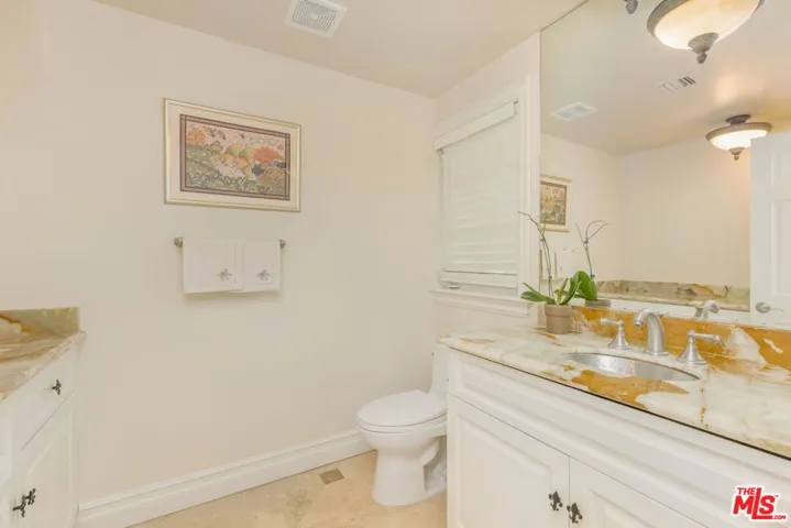 1922 Bel Air Road, Los Angeles, California 90077