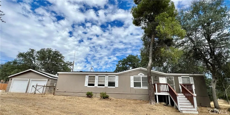 33831 Medford, Auberry, California 93602