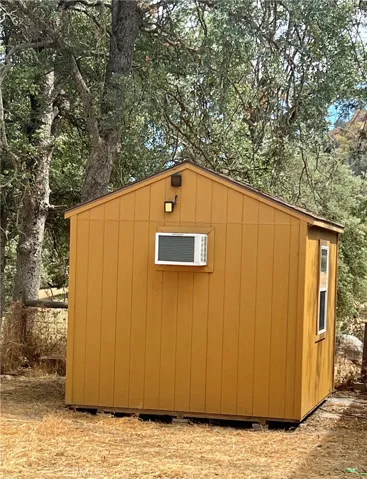 33831 Medford, Auberry, California 93602