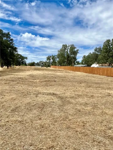 33831 Medford, Auberry, California 93602
