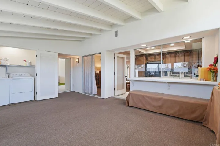 16555 Caminito Vecinos 39, San Diego, California 92128