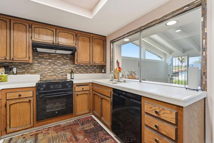 16555 Caminito Vecinos 39, San Diego, California 92128