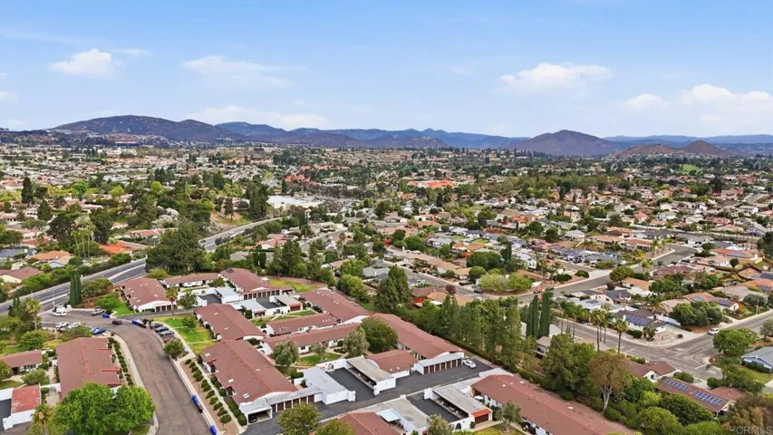 16555 Caminito Vecinos 39, San Diego, California 92128