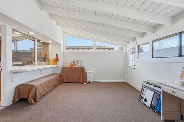 16555 Caminito Vecinos 39, San Diego, California 92128
