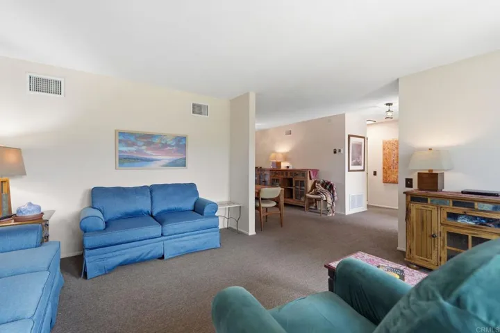 16555 Caminito Vecinos 39, San Diego, California 92128