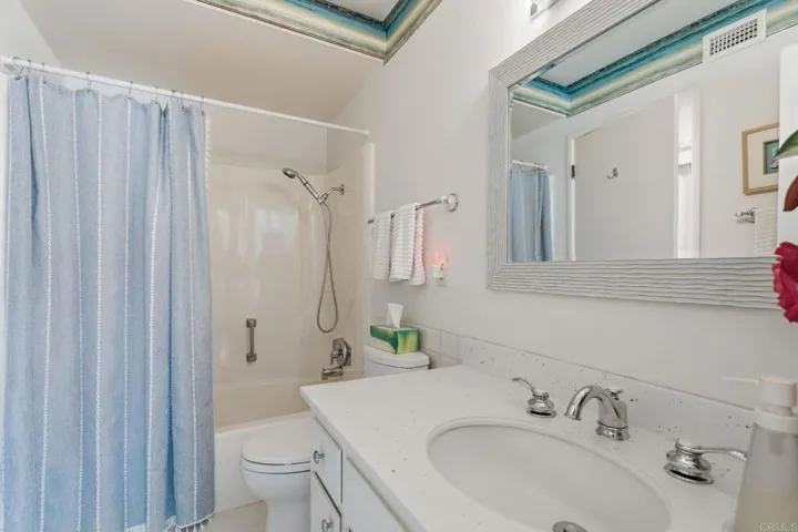 16555 Caminito Vecinos 39, San Diego, California 92128