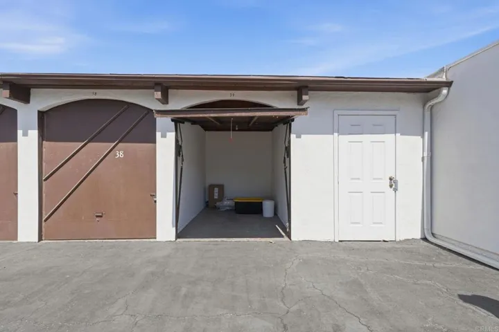 16555 Caminito Vecinos 39, San Diego, California 92128