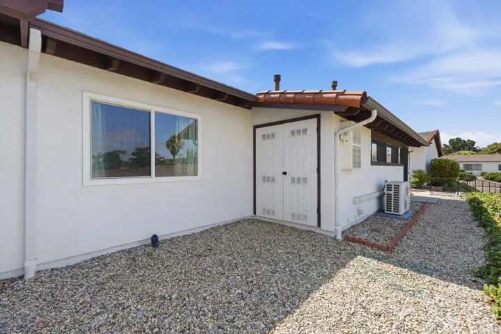 16555 Caminito Vecinos 39, San Diego, California 92128