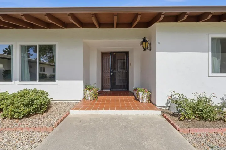 16555 Caminito Vecinos 39, San Diego, California 92128