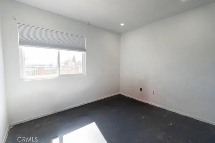 11493 Lev, San Fernando, California 91345