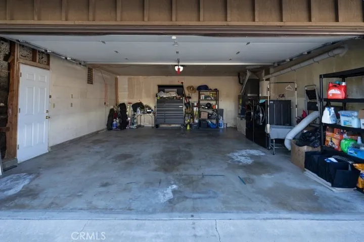 11493 Lev, San Fernando, California 91345