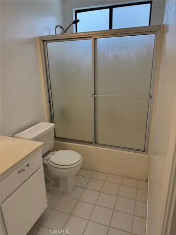 17800 Burbank 204, Encino, California 91316
