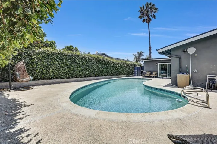 3078 Trinity, Costa Mesa, California 92626