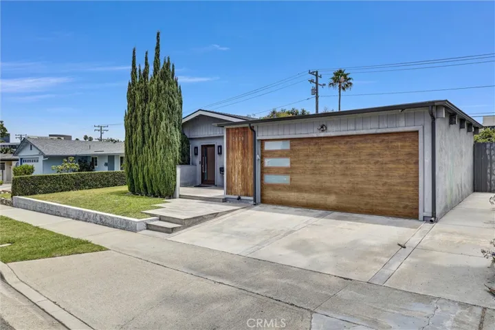 3078 Trinity, Costa Mesa, California 92626