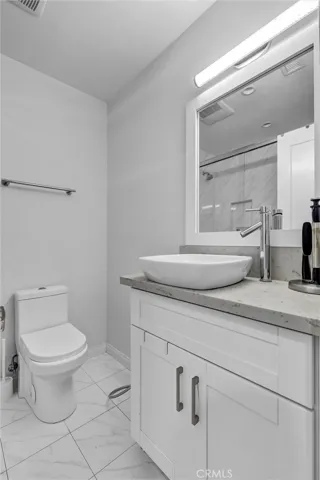 3078 Trinity, Costa Mesa, California 92626