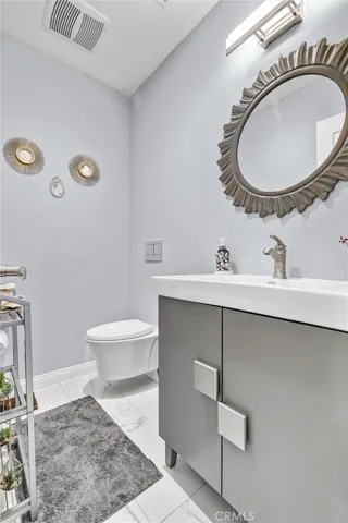 3078 Trinity, Costa Mesa, California 92626