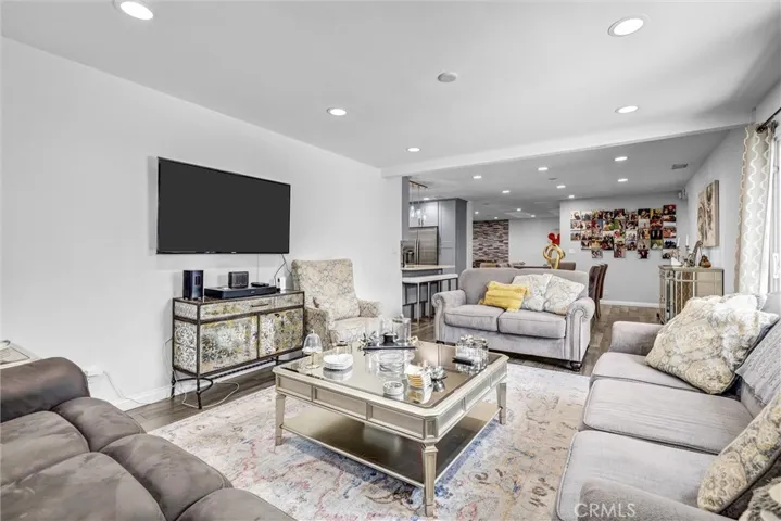 3078 Trinity, Costa Mesa, California 92626