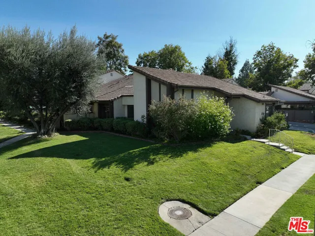 24640 Masters Cup Way, Valencia, California 91355