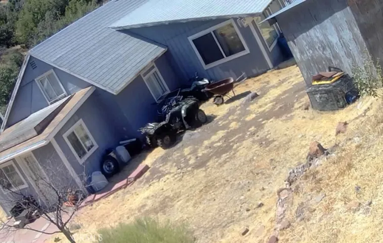 25898 Lakeside Road, Tehachapi, California 93561