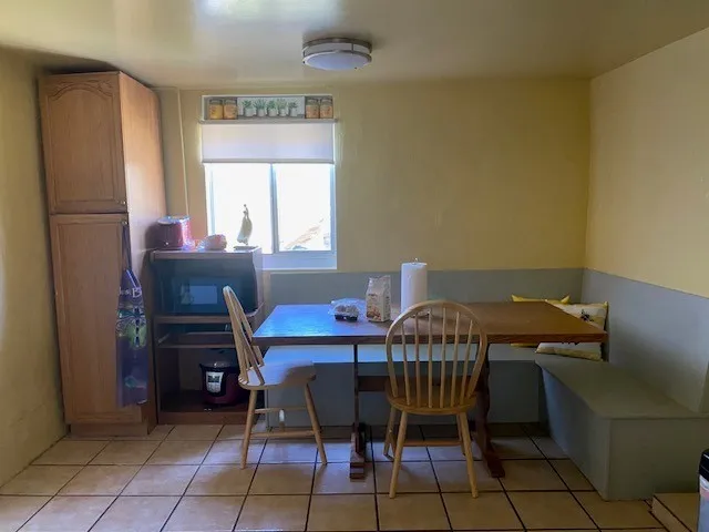 25898 Lakeside Road, Tehachapi, California 93561