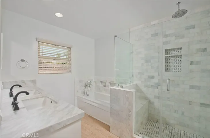 17343 Martha Street, Encino, California 91316