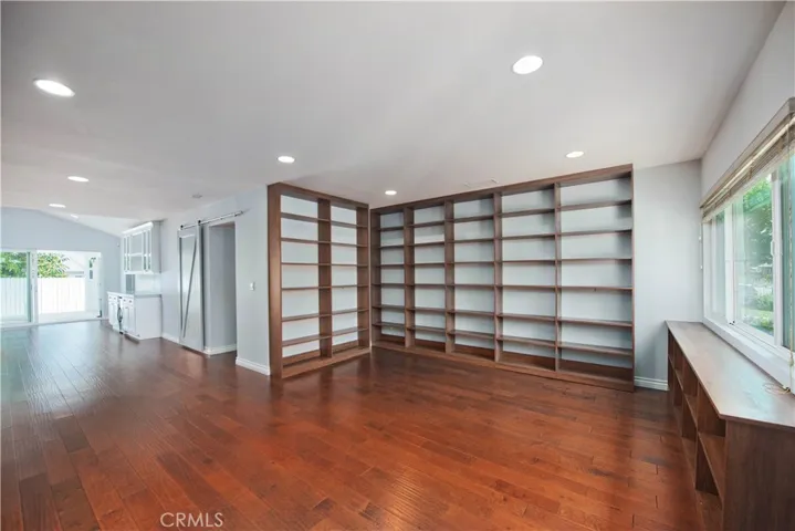 17343 Martha Street, Encino, California 91316