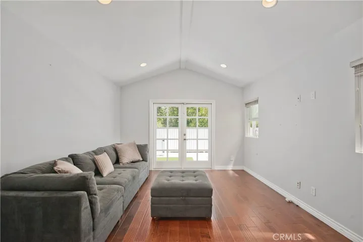 17343 Martha Street, Encino, California 91316