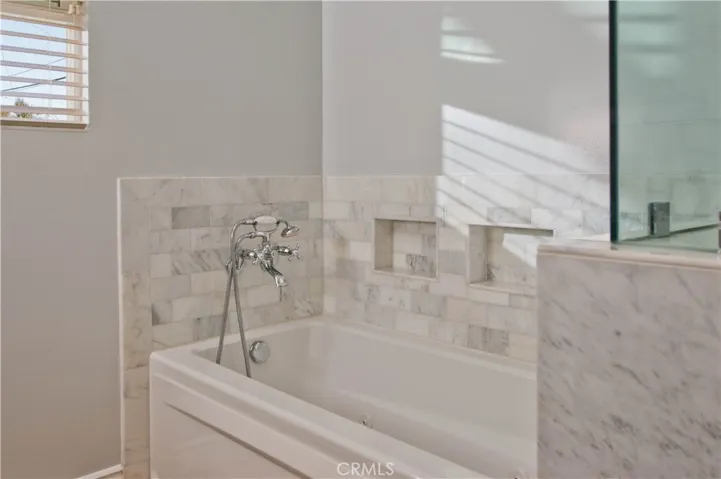 17343 Martha Street, Encino, California 91316