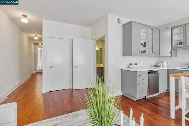 4395 Piedmont Ave P208, Oakland, California 94611