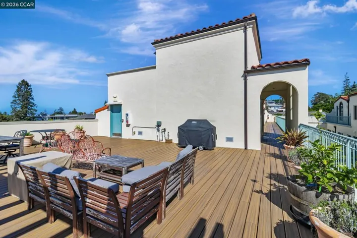 4395 Piedmont Ave P208, Oakland, California 94611