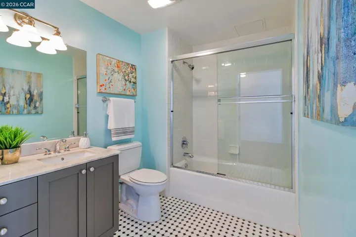 4395 Piedmont Ave P208, Oakland, California 94611
