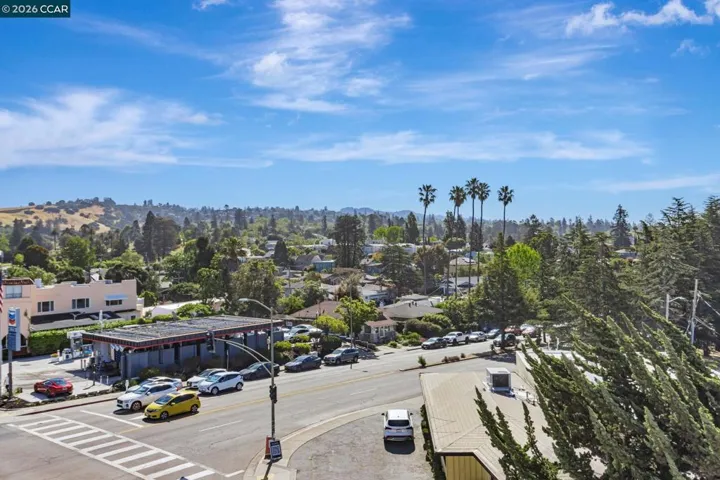 4395 Piedmont Ave P208, Oakland, California 94611