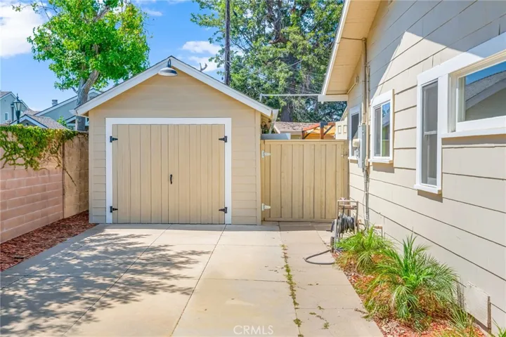 1058 E Almond, Orange, California 92866