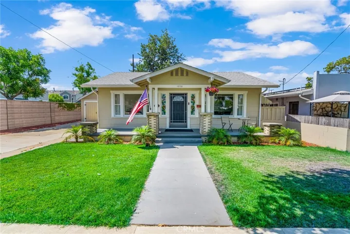 1058 E Almond, Orange, California 92866