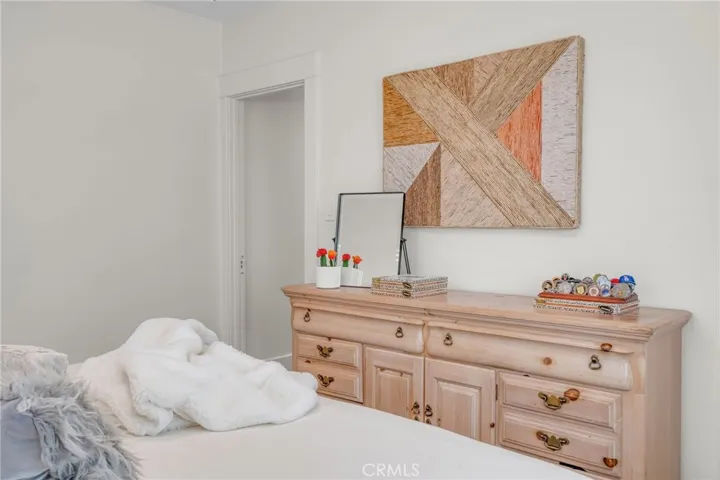 1058 E Almond, Orange, California 92866