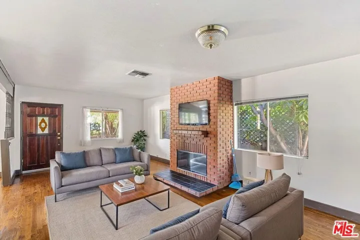 Virtually Staged - Living Room