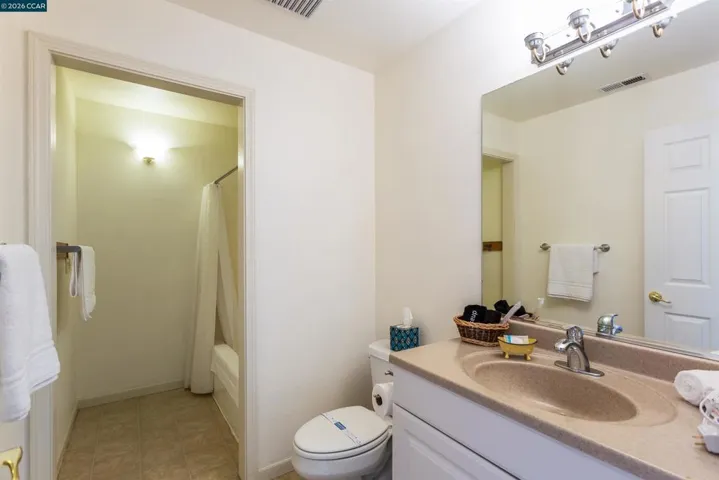 19112 Dyer Ct, Groveland, California 95321