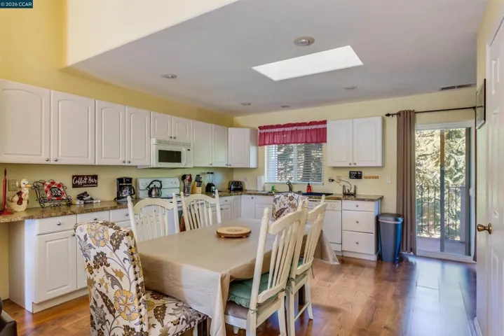 19112 Dyer Ct, Groveland, California 95321