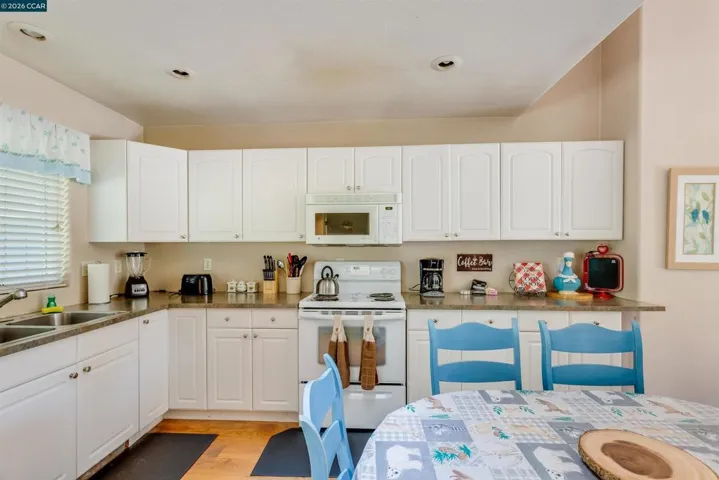 19112 Dyer Ct, Groveland, California 95321