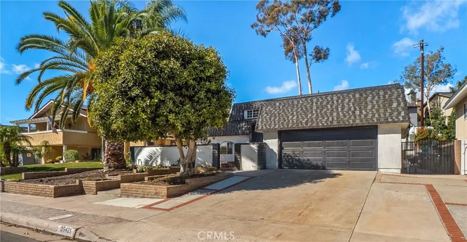 25421 Adriana, Mission Viejo, California 92691